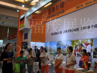 What’s the Difference Between Immigration Agencies?